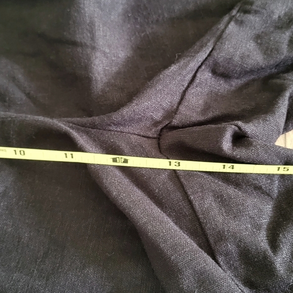 Extra High-Waisted Linen-Blend Taylor Trouser Shorts - Picture 9 of 11